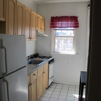 16 Glenville Ave, Unit 21 Apartamentos