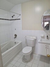 107-16 178th St in Queens, NY - Building Photo - Building Photo