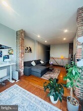 2807 N Calvert St in Baltimore, MD - Building Photo - Building Photo