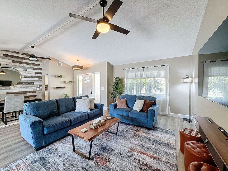 1465 Satsuma St in Clearwater, FL - Building Photo