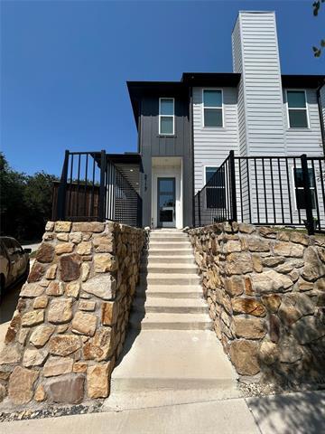 2117 River E Ln. in Fort Worth, TX - Building Photo