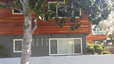 223 Ramona St, Unit 3510 in Palo Alto, CA - Foto de edificio - Building Photo