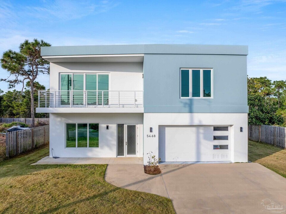 5468 Cimmeron Ct in Gulf Breeze, FL - Building Photo