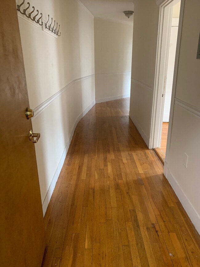 384 Riverway, Unit 6 in Boston, MA - Building Photo - Building Photo
