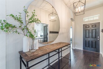 2745 Ridge Forest Dr in New Braunfels, TX - Building Photo - Building Photo