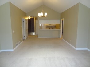 45707 N Stonewood Rd in Canton, MI - Foto de edificio - Building Photo