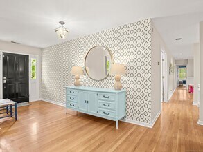 1 Lita Dr in Greenwich, CT - Building Photo - Building Photo