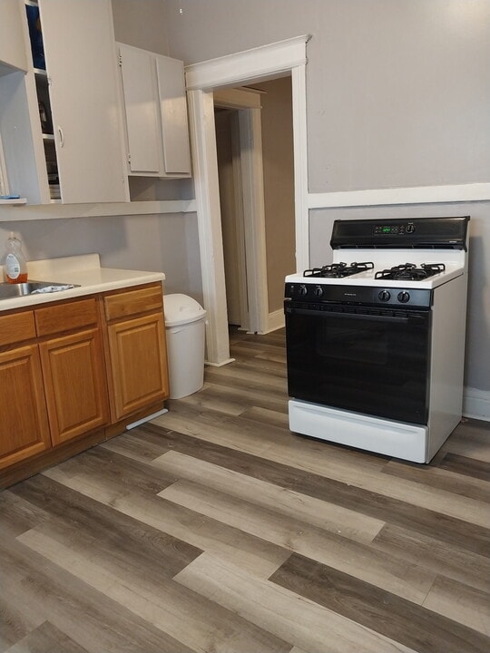 183 Norton St, Unit #1 - DOWNSTAIRS in Rochester, NY - Foto de edificio