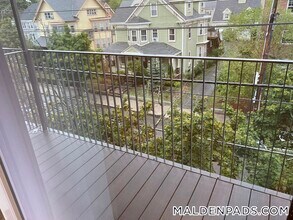 134 Summer St, Unit 45 in Malden, MA - Building Photo - Building Photo