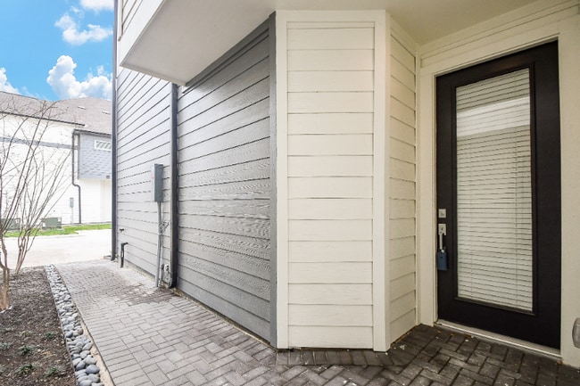 2307 Warhol Wy in Houston, TX - Building Photo - Building Photo