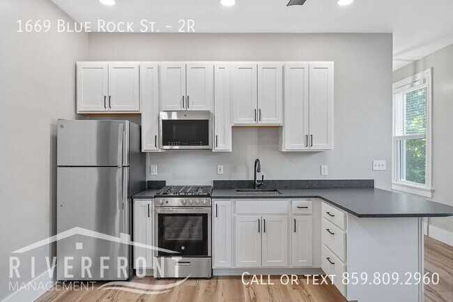 1669 Blue Rock St in Cincinnati, OH - Building Photo - Building Photo