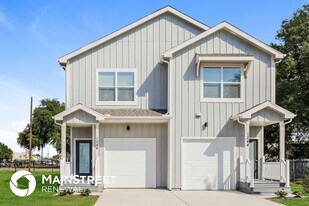 1246 Lonsdale Ave in Dallas, TX - Building Photo