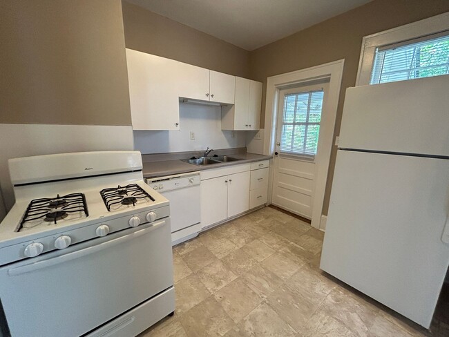 822 E Tremont Ave in Charlotte, NC - Building Photo - Building Photo