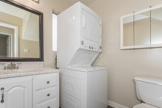 Mango Tree in Santa Ana, CA - Building Photo - Interior Photo