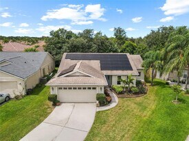 7710 33rd Ln E in Sarasota, FL - Building Photo