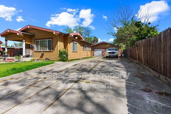 property at 1026 Windeler Ave