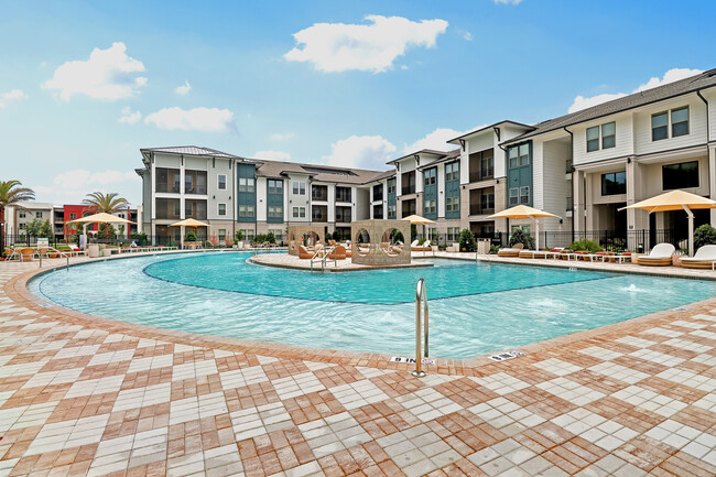 Tropia Luxury Apartments in Jacksonville, FL - Building Photo - Building Photo