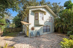 309 W Osborne Ave in Tampa, FL - Building Photo
