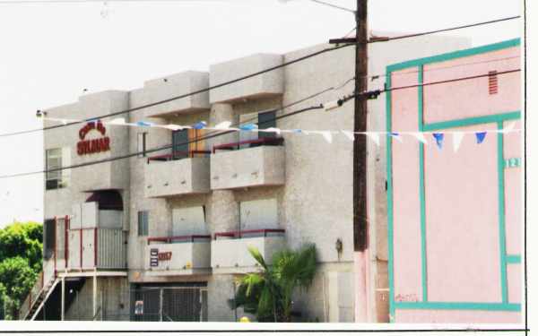 Harbour Community in Sylmar, CA - Foto de edificio - Building Photo