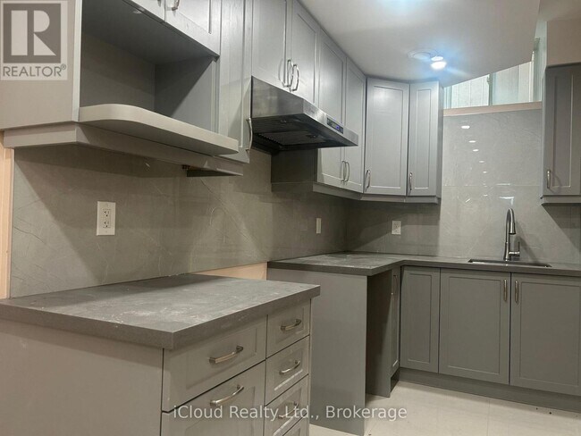 property at 63 Beacon Hill Dr