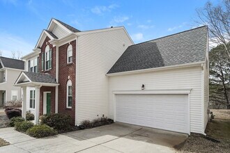 8236 Rolling Meadows Ln in Huntersville, NC - Building Photo - Building Photo