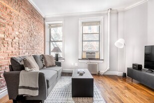 20 Prince St in New York, NY - Building Photo