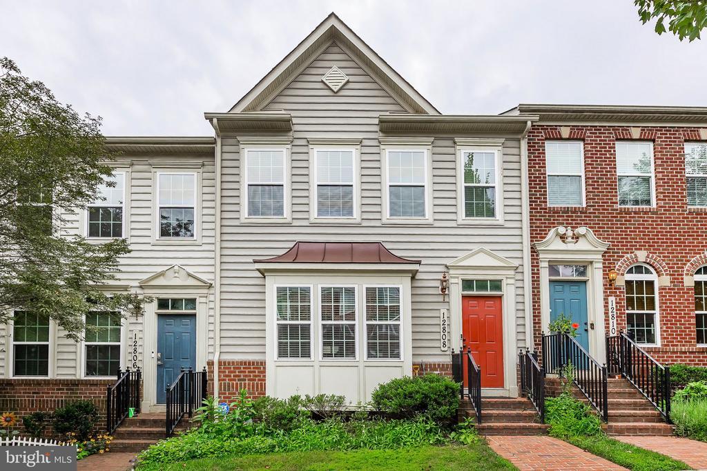 12808 Gate Rail Rd in Clarksburg, MD - Building Photo