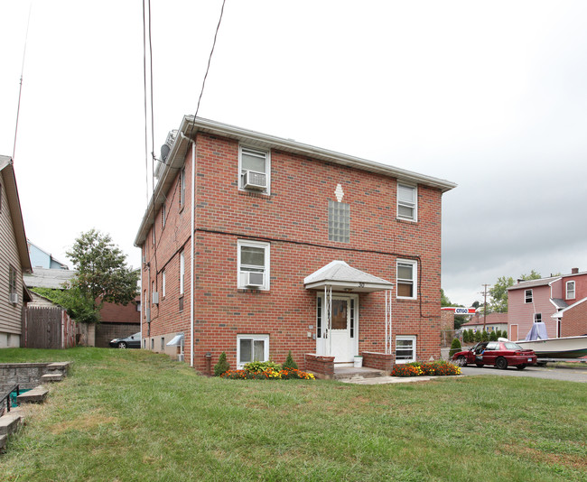 30 Dudley St in New Britain, CT - Building Photo - Building Photo