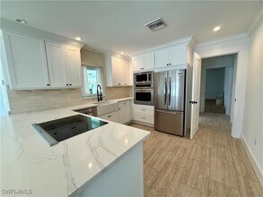 5906 De Soto Ct in Cape Coral, FL - Building Photo - Building Photo