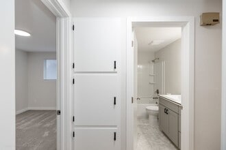 4106 McLean Dr in Yakima, WA - Building Photo - Building Photo