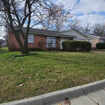 534 Holly Ln in Duncanville, TX - Building Photo