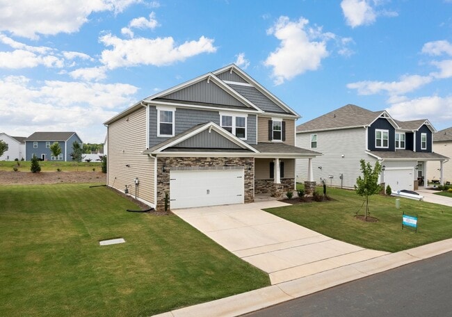 7010 Shale Loop in Mebane, NC - Building Photo - Building Photo