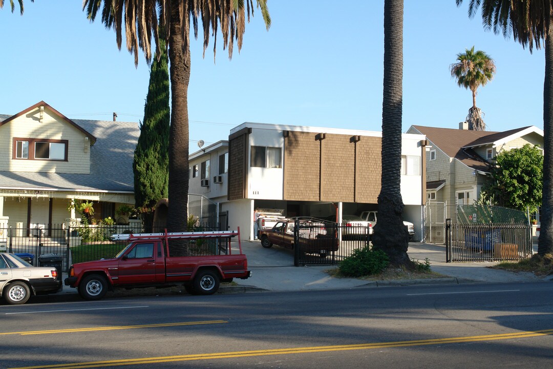 111 S Rampart Blvd in Los Angeles, CA - Building Photo