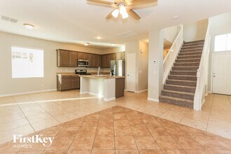 9720 N Fast Elk St in Las Vegas, NV - Foto de edificio - Building Photo