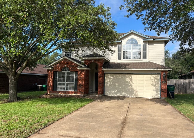 property at 1225 Darless Dr