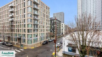 1430 NW Pettygrove St in Portland, OR - Building Photo