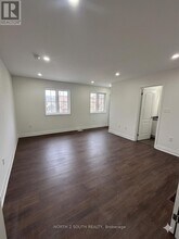 2271 Whitewood Cres in Innisfil, ON - Building Photo - Building Photo