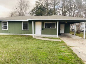 3617 Clayton Dr in Baton Rouge, LA - Building Photo - Building Photo