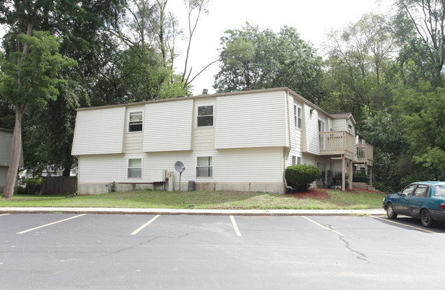 Mill Race Apartments in Plainwell, MI - Building Photo - Building Photo