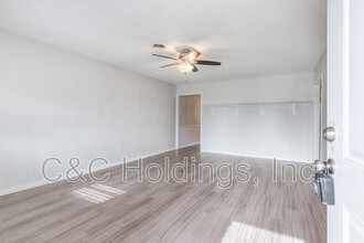 102 W Atlanta St in Broken Arrow, OK - Building Photo - Building Photo
