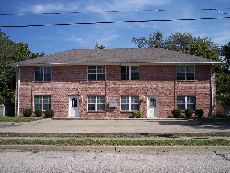 509 Shotwell St, Unit B in Warrensburg, MO - Building Photo