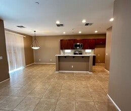 11500 Park Trails Ct in Riverside, CA - Building Photo - Building Photo