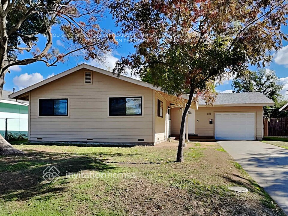 8158 Lichen Dr in Citrus Heights, CA - Foto de edificio