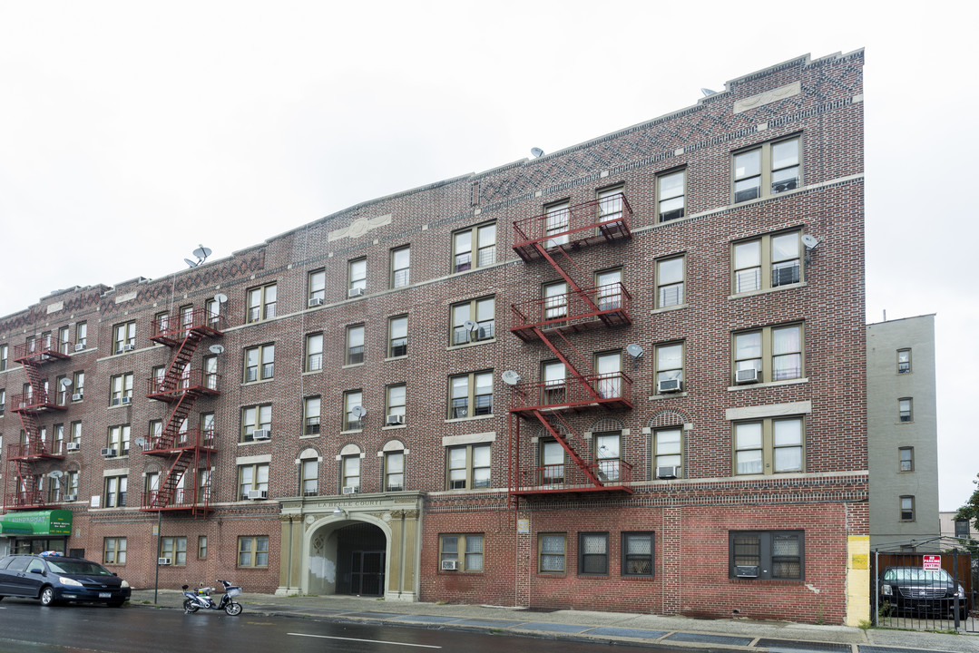 1567-1575 Nostrand Ave in Brooklyn, NY - Building Photo