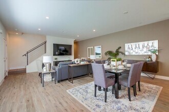 4142-4158 Nordica Ave in San Diego, CA - Building Photo - Interior Photo