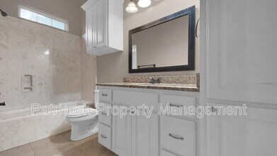1319 Foster Ave in College Station, TX - Building Photo - Building Photo