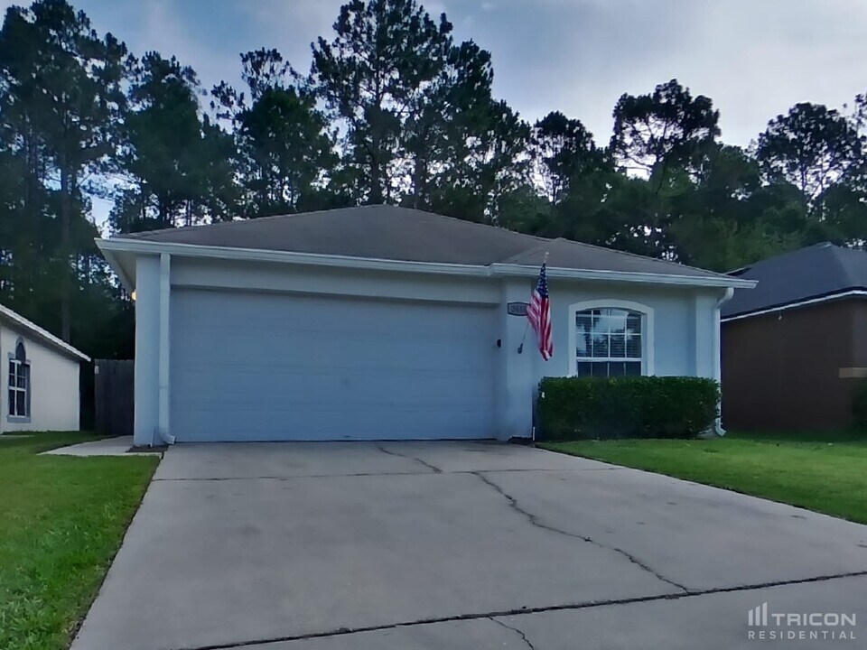 3440 Alec Dr in Middleburg, FL - Building Photo
