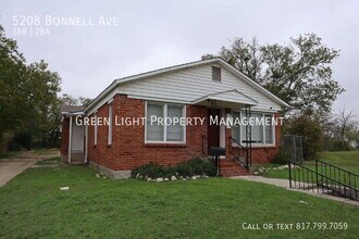 5208 Bonnell Ave in Fort Worth, TX - Building Photo - Building Photo