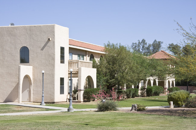 The Garnet of Casa Grande in Casa Grande, AZ - Foto de edificio - Building Photo