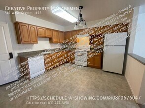 541 Wave St in Monterey, CA - Building Photo - Building Photo